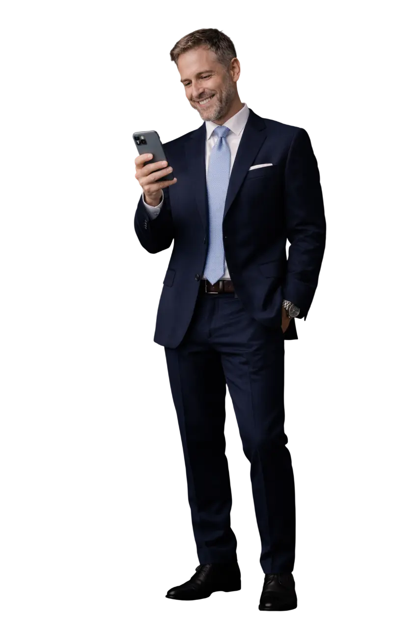 Eleganter Schweizer Geschäftsmann am Smartphone